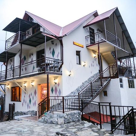 Paxlava Guesthouse & Restaurant ディリジャン エクステリア 写真
