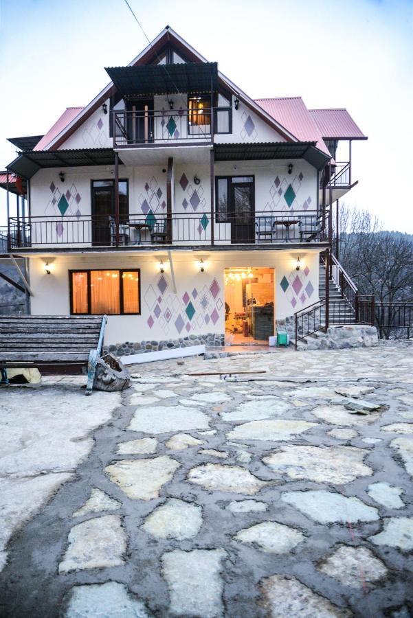 Paxlava Guesthouse & Restaurant ディリジャン エクステリア 写真