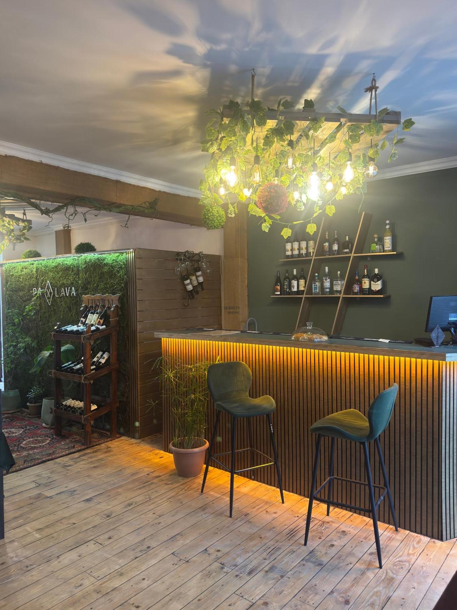 Paxlava Guesthouse & Restaurant ディリジャン エクステリア 写真