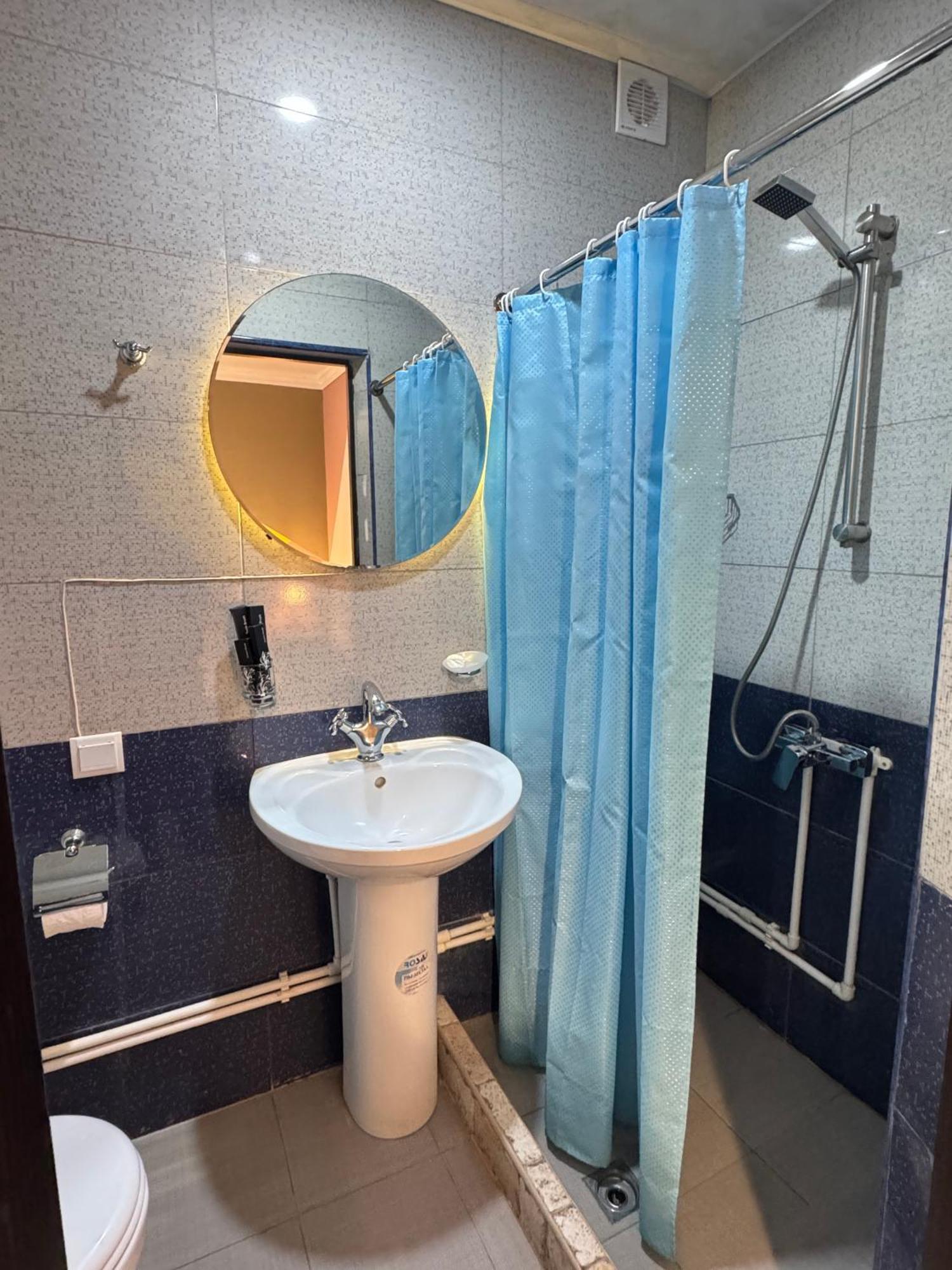 Paxlava Guesthouse & Restaurant ディリジャン エクステリア 写真